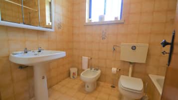 House | Bathroom