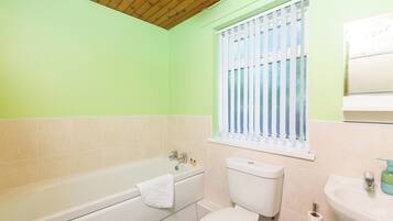 スーペリア ハウス 3 ベッドルーム | バスルーム | バスアメニティ (無料)、シャンプー、トイレットペーパー