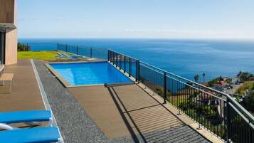 Villa | 3 camere, insonorizzazione, ferro/asse da stiro, Internet