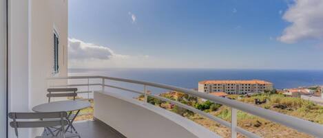 Leilighet | 2 soverom, lydisolert og internett