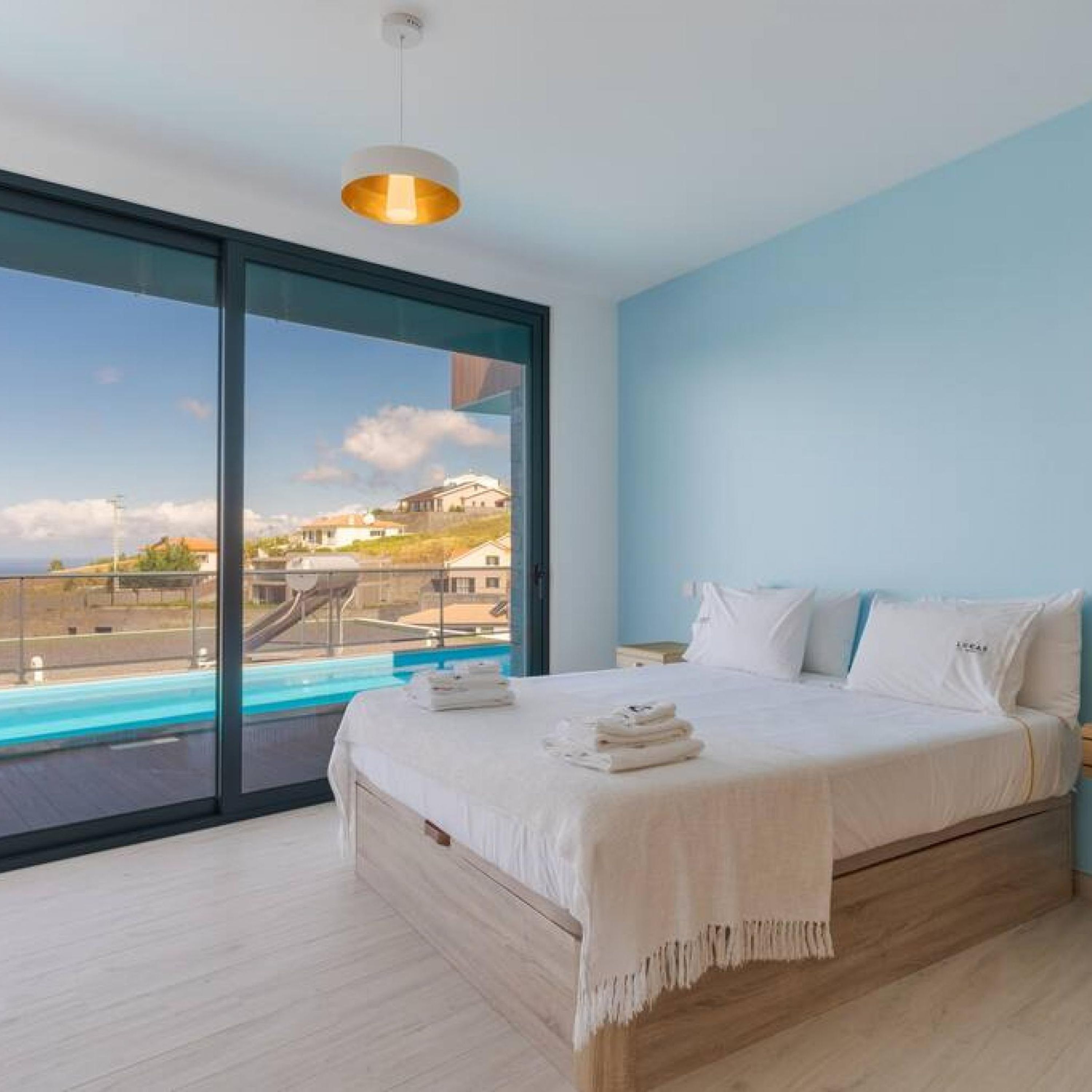 Villa | 2 sovrum, ljudisolering, strykjärn/strykbräda och internet