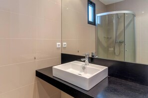 3 habitaciones y sistema de insonorización 