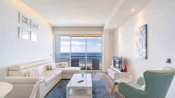 Apartment, Smoking | 1 bedroom, Internet