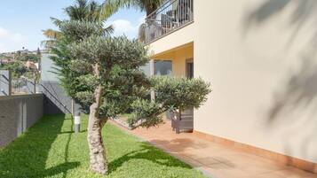 House | 3 bedrooms, soundproofing, iron/ironing board