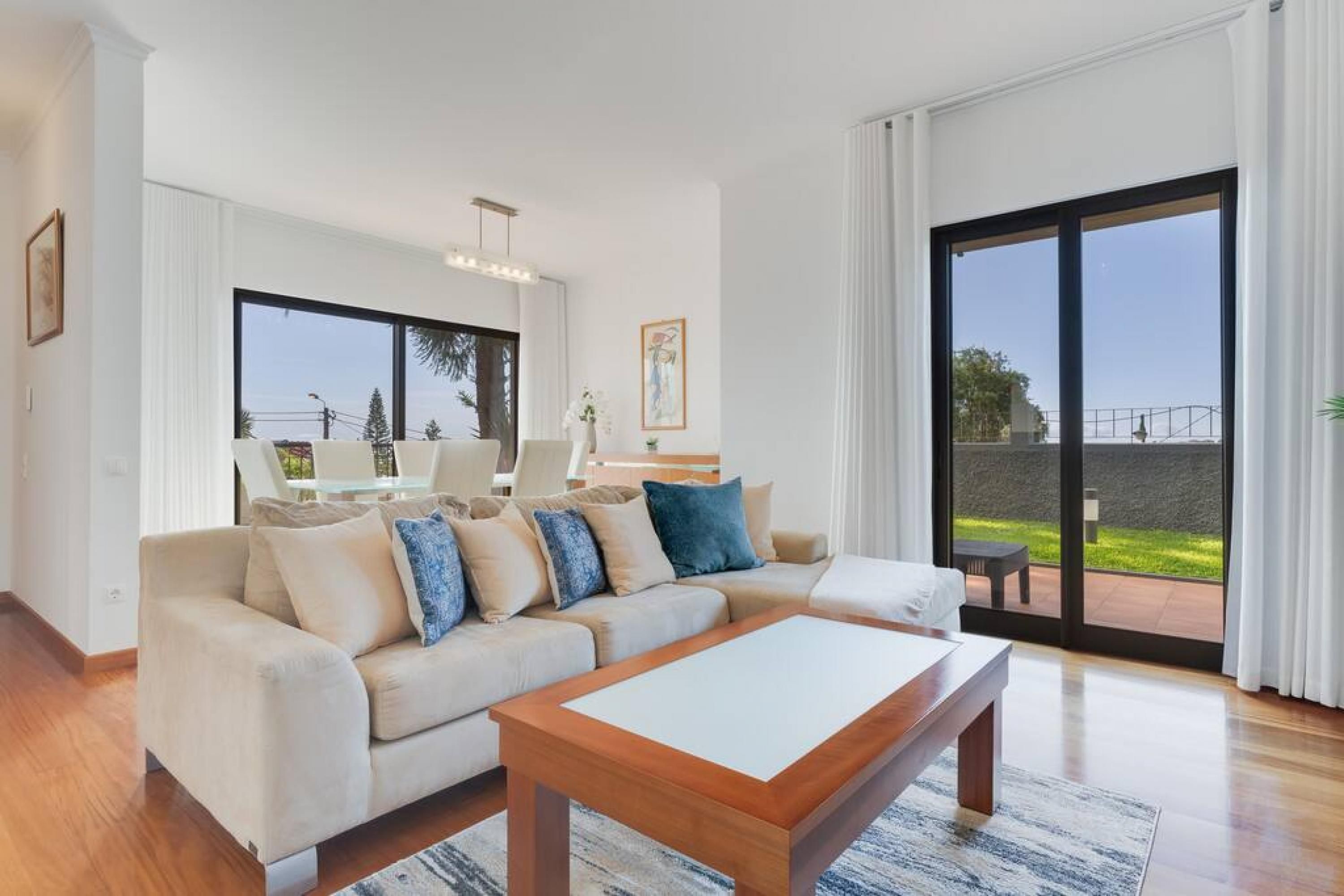 House | 3 bedrooms, soundproofing, iron/ironing board