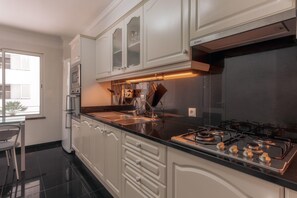 Leilighet | 2 soverom, lydisolert og internett