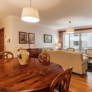 Leilighet | 2 soverom, lydisolert og internett