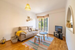 Apartment | 1 bedroom, desk, soundproofing, iron/ironing board - Apartment Eldomar 6AA (Funchal)