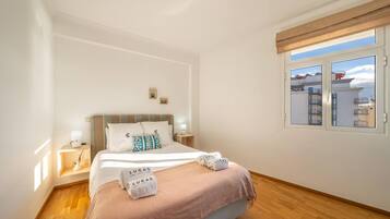 Íbúð | 1 svefnherbergi, skrifborð, hljóðeinangrun, straujárn/strauborð