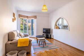 Apartment | 1 bedroom, desk, soundproofing, iron/ironing board - Apartment Eldomar 6AA (Funchal)