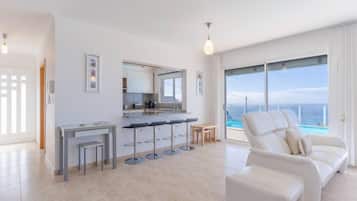 3 habitaciones, escritorio y sistema de insonorización