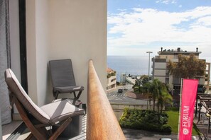 Studio - Forum Madeira Ocean View 4B (Funchal)