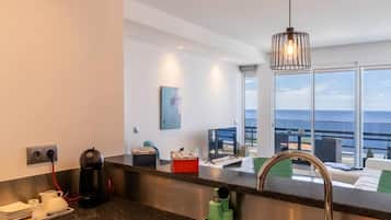 Apartment, Smoking | 1 bedroom, Internet