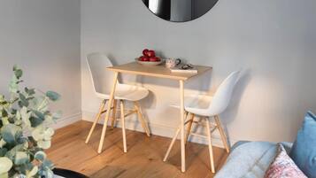 1 bedroom, Internet