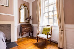 Apartment | 5 bedrooms, Internet - Spacious Homely Georgian Town House Central Bath (Bath)