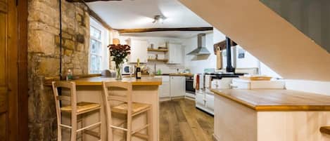 Apartment | 5 bedrooms, Internet