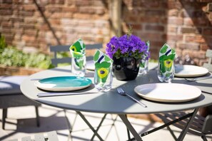 Villa | 1 bedroom, iron/ironing board, Internet