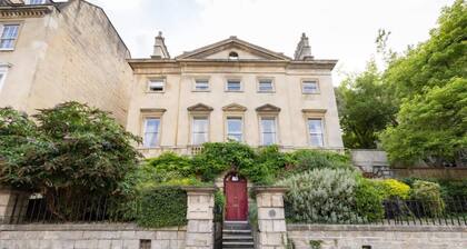 The Admirals House - Central Bath Free Parking