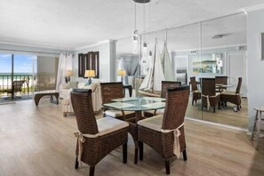 Apartamento | 2 dormitorios, escritorio, tabla de planchar con plancha y Internet