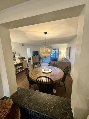 Apartment - Coastal Paradise Condo Steps To Crescent Beach (Siesta Key)