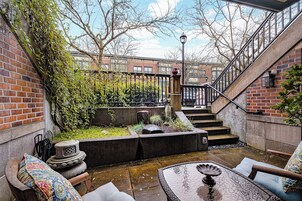 Habitación individual clásica, 1 cama de matrimonio grande | Terraza o patio