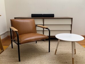 Interior - [East Village, Manhattan] Beautiful & Massive 4 bdr with Bonus Perks! (New York)