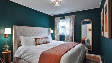 3 bedrooms, iron/ironing board, travel crib, free WiFi