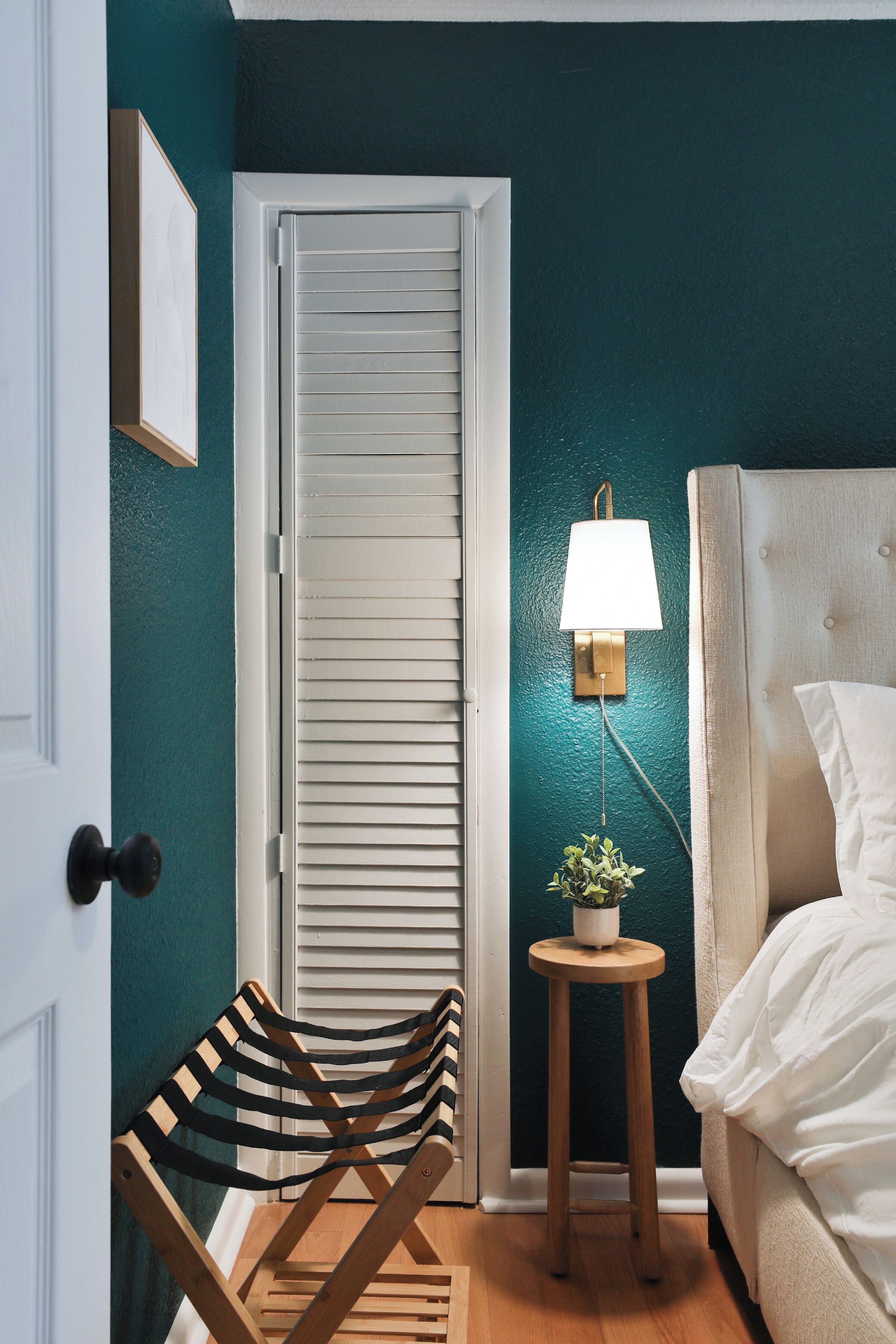 3 bedrooms, iron/ironing board, travel crib, free WiFi