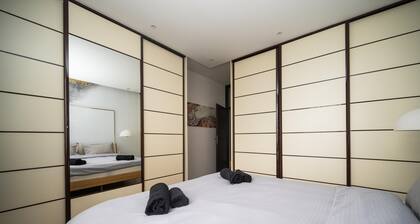 Luxury Design 2bdr Apartment