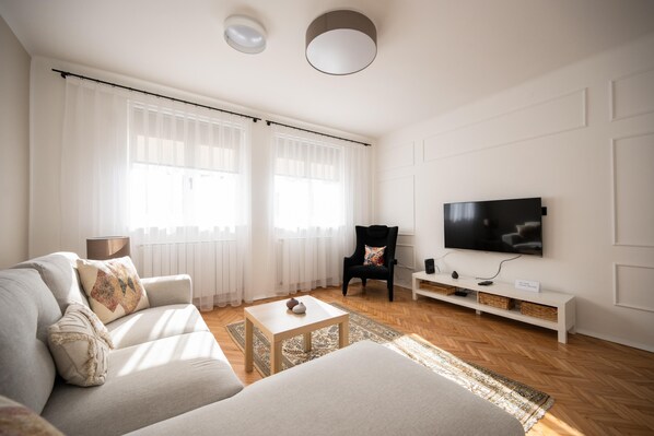 Apartment | 1 bedroom - Sunny 1bdr Apartment Near City Center (Sarajevo)
