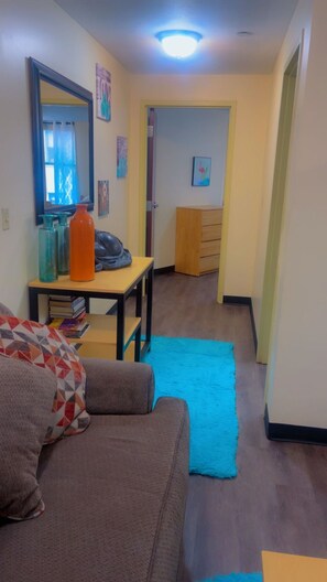 Apartment | 1 bedroom, Internet - Cozy Downtown Apartment TV Walk Everywhere (Pittsburgh)