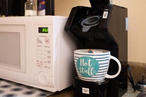 Apartment | 1 bedroom - Amazing Downtown Apt Roku TV Walk Everywhere (Pittsburgh)