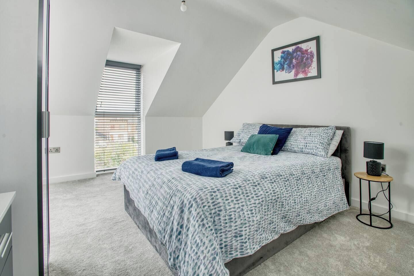 3 soverom, strykejern/-brett, wi-fi (inkludert) og sengetøy