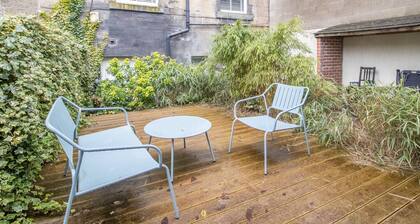 Pass the Keys | Stylish West End Detached Mews