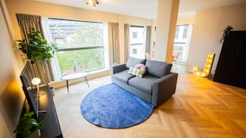Apartment | Iron/ironing board