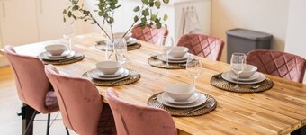 Serviced 3BR Apartment in Utrecht