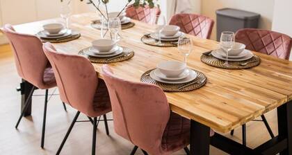 Serviced 3BR Apartment in Utrecht