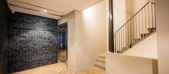 Studio Serviced Apartments With City View