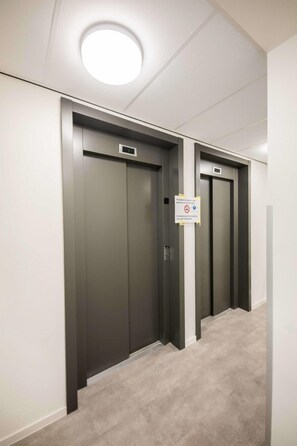 Studio - Studio Serviced Apartments With View -prh14/15- (Rotterdam)