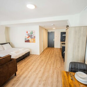 Studio - Studio Serviced Apartments With View -prh14/15- (Rotterdam)