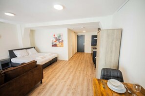 Studio - Studio Serviced Apartments With View -prh14/15- (Rotterdam)