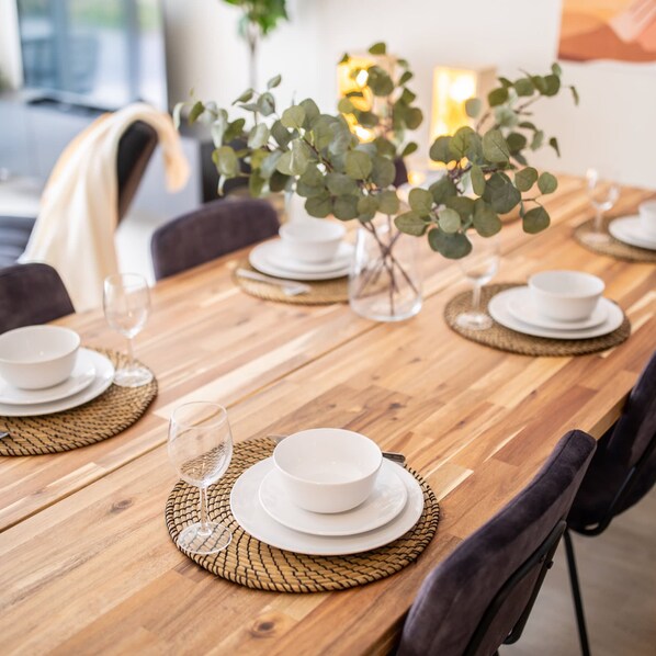 Apartment | 2 bedrooms - Nb304 Serviced 2BR Apartment (Rotterdam)