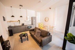 Studio | 2 bedrooms - Alphabet 2 BR Serviced Apartments -lh- (Rotterdam)