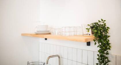 Alphabet 2 BR Serviced Apartments -lh-