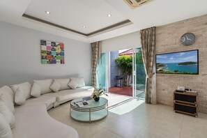 3 bedrooms - Trixie Town House Unit 2 (Rawai)