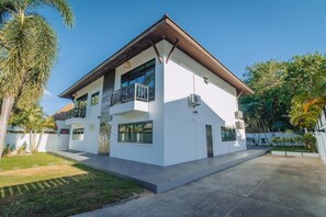 別墅, 吸煙房 | 5 間臥室