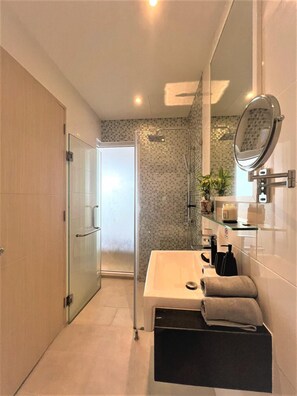 Apartment, Smoking | 1 bedroom