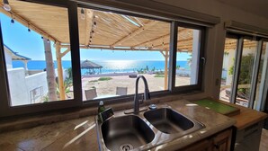 House, Accessible - Casa Evita 4 Bedroom Beachfront Home (Puerto Peñasco)