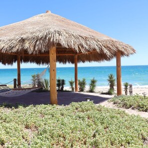 Room - Casa Evita 4 Bedroom Beachfront Home (Puerto Peñasco)