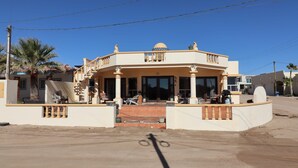 Unclassified image, 5 of 36, button - Campbell s House 2nd row Wifi Las Conchas (Puerto Peñasco)